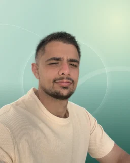 Profilfoto von Karim aus Dresden. Berufswunsch: Gesundheits- und Krankenpflegehelfer/in und Haushaltshilfe. Branche: Medizin, Psychologie, Pflege.
