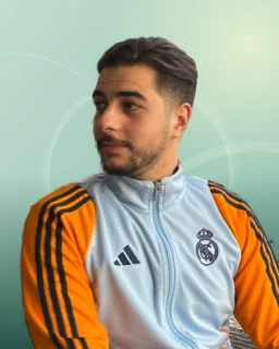 Profilfoto von Yassine. Berufswunsch: Hotelempfang/-rezeption. Branche: Gastronomie, Hotellerie, Tourismus und Kundenservice.