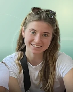 Profilfoto von Pia aus Osnabrück. Berufswunsch: Animateur/in. Branche: Medizin, Psychologie, Pflege.