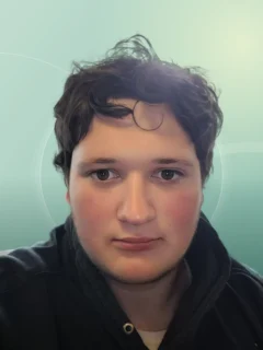 Profilfoto von Simon aus Stadthagen. Berufswunsch: Kassierer/in. Branche: Lebensmittel, Getränke.