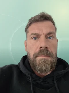 Profilfoto von Catalin-Bogdan aus Harthausen. Berufswunsch: Packhelfer/in. Branche: Jura, Rechtswesen.