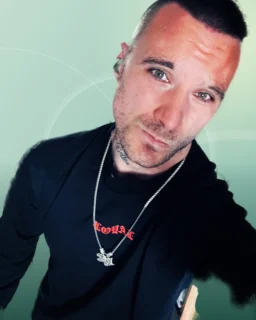 Profilfoto von Michael aus Kaiserslautern. Berufswunsch: Staplerfahrer/in. Branche: Logistik, Transport, Verkehr.
