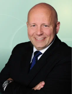 Profilfoto von Jaroslav aus Gröbenzell. Berufswunsch: Callcenter Agent/in. Branche: Beratung, Consulting.