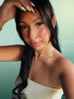 Profilfoto von Melissa aus Ozero Shybyndy. Berufswunsch: Putzhilfe. Branche: Reinigung, Facility Management.