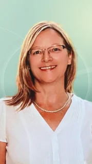 Profilfoto von Ulrike aus Wellheim. Berufswunsch: Bürohelfer/in. Branche: Wirtschaft, Sekretariat.