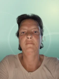 Profilfoto von Carolin aus Halle (Saale). Berufswunsch: Lagerhelfer/in. Branche: Logistik, Transport, Verkehr.
