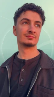 Profilfoto von Kartal aus Berlin. Berufswunsch: Lagerhelfer/in und Putzhilfe. Branche: Design, Musik, Tanz, Schauspiel und Elektronik.