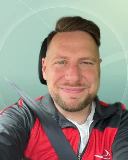 Profilfoto von Manuel aus Buxtehude. Berufswunsch: Anstreicher/in. Branche: Kundenservice.
