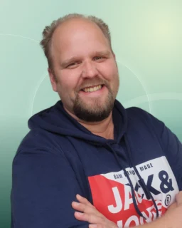 Profilfoto von Benjamin aus Nordenham. Berufswunsch: Sachbearbeiter/in. Branche: Wirtschaft, Sekretariat.
