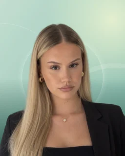 Profilfoto von Linda aus Königsbrunn. Berufswunsch: Hotelempfang/-rezeption. Branche: Beratung, Consulting und Events, Messen, Promotion.
