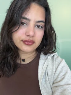Profilfoto von Öykü aus Mannheim. Berufswunsch: Wirtschaftsingenieur/in. Branche: Management.
