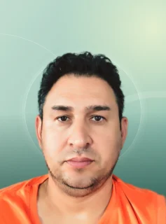 Profilfoto von Davor aus Bocholt. Berufswunsch: Berufskraftfahrer/in und Reinigungskraft. Branche: Logistik, Transport, Verkehr.