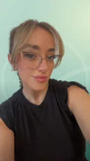 Profilfoto von Ana aus Hannover. Berufswunsch: Callcenter Agent/in und Kundenbetreuer/in. Branche: Gesellschafts-, Geistes-, Sprachwissenschaften.
