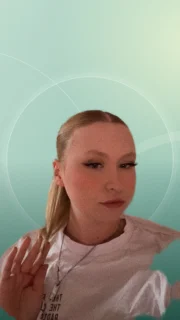 Profilfoto von Emma aus Rendsburg. Berufswunsch: Kaufmann/-frau - Einzelhandel. Branche: Kundenservice und Lebensmittel, Getränke.
