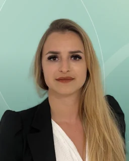 Profilfoto von Wiktoria aus Höhenkirchen-Siegertsbrunn. Berufswunsch: Kundenservice Mitarbeiter/in und Service-Hostess/Host. Branche: Gastronomie, Hotellerie, Tourismus.