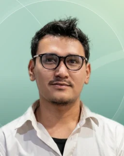 Profilfoto von Ravi aus Berlin. Berufswunsch: Alltagshelfer/in. Branche: IT, Informatik, Programmierung.