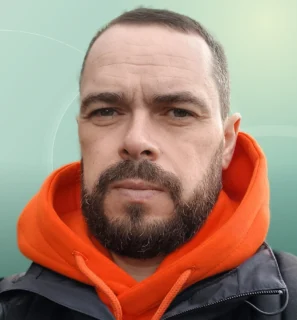 Profilfoto von Oleksandr aus Burgdorf. Berufswunsch: Abteilungsleiter/in. Branche: Bildung, Pädagogik.