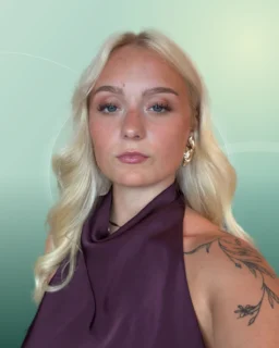 Profilfoto von Jany aus Oelde. Berufswunsch: Sozialarbeiter/in. Branche: Bildung, Pädagogik.