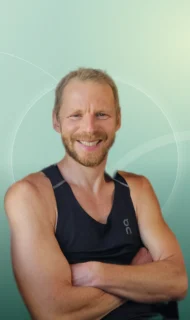 Profilfoto von Mattes aus Düsseldorf. Berufswunsch: Account-Manager/in und Ernährungs- und Fitnessberater/in. Branche: Design, Musik, Tanz, Schauspiel und Events, Messen, Promotion.