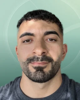 Profilfoto von Yilmaz aus Friedrichshafen. Berufswunsch: Fahrer/in und Sachbearbeiter/in. Branche: Management.
