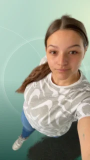 Profilfoto von Nina aus Schwerte. Berufswunsch: Maler/in und Lackierer/in. Branche: Metall, Maschinenbau.