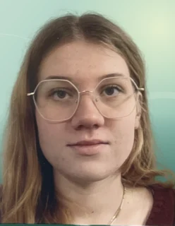 Profilfoto von Philine aus Leverkusen. Berufswunsch: Bürohelfer/in. Branche: Personalwesen, HR.