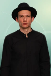 Profilfoto von Jerome aus Berlin. Berufswunsch: Elektroniker/in – Informations- und Systemtechnik und Bewegungstherapeut/in. Branche: Bauwesen, Architektur und Beratung, Consulting.