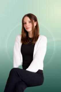 Profilfoto von Natalia aus Röttenbach. Berufswunsch: Bürohelfer/in und Fremdsprachenkaufmann/-frau. Branche: Wirtschaft, Sekretariat.