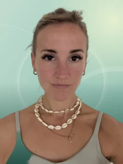 Profilfoto von Lena aus Köln. Berufswunsch: Fachkraft – Lagerlogistik und Gastronomiefachmann/-frau. Branche: Bildung, Pädagogik und Events, Messen, Promotion.