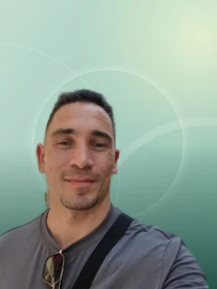 Profilfoto von Fabian aus Bad Homburg vor der Höhe. Berufswunsch: Berater/in und Empfangsmitarbeiter/in. Branche: Gastronomie, Hotellerie, Tourismus und Produktion, Fertigung.