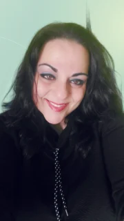 Profilfoto von Lale aus Schwandorf in Bayern. Berufswunsch: Bürohelfer/in und Fachmann/-frau – Bürokommunikation. Branche: Produktion, Fertigung.
