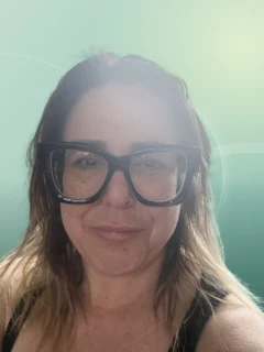 Profilfoto von Yvonne aus Pielenhofen. Berufswunsch: Kassierer/in. Branche: Gastronomie, Hotellerie, Tourismus.