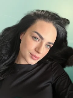Profilfoto von Iva aus Leonberg. Berufswunsch: Abteilungsleiter/in. Branche: Lebensmittel, Getränke.