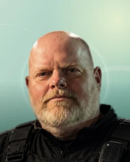 Profilfoto von Alexander aus Künzell. Berufswunsch: Schutz-und Sicherheitsfachkraft. Branche: Schutz, Ordnung, Sicherheit.