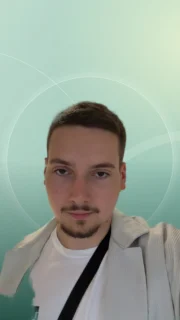 Profilfoto von Leon aus Lübeck. Berufswunsch: Alltagshelfer/in und Auf- & Abbauhelfer/in. Branche: Kunststoffe, Glas, Farben, Lacke und Technik, Technologiefelder.
