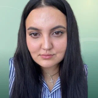 Profilfoto von Alexandra aus Lonsee. Berufswunsch: IT-Administrator/in. Branche: IT, Informatik, Programmierung.