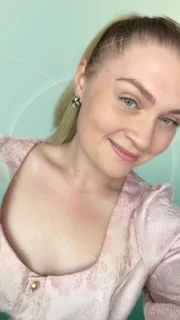 Profilfoto von Svenja aus Frankenthal (Pfalz). Berufswunsch: Kaufmann/-frau – Dialogmarketing und Sekretär/in – Gesundheitswesen. Branche: Kundenservice und Verkauf, Handel.