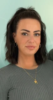 Profilfoto von Lena aus Mönchengladbach. Berufswunsch: Kundenservice Mitarbeiter/in. Branche: Beratung, Consulting.