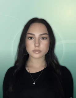 Profilfoto von Nisanur aus Vechta. Berufswunsch: Bürohelfer/in. Branche: Kundenservice und Wirtschaft, Sekretariat.