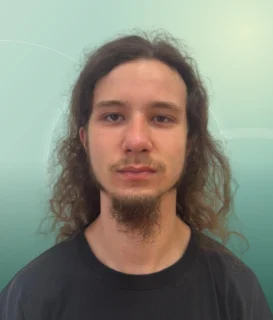 Profilfoto von Samuel aus Pfersdorf. Berufswunsch: Elektroniker/in – Betriebstechnik. Branche: Logistik, Transport, Verkehr.