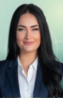 Profilfoto von Aaliyah aus Ravensburg. Berufswunsch: Assistent/in – Hotelmanagement. Branche: Bildung, Pädagogik.
