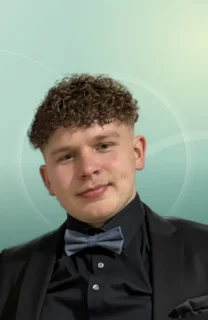 Profilfoto von Jannik aus Schwäbisch Gmünd. Berufswunsch: Lehrer/in – Grundschulen (Primarstufe). Branche: Landwirtschaft, Garten.