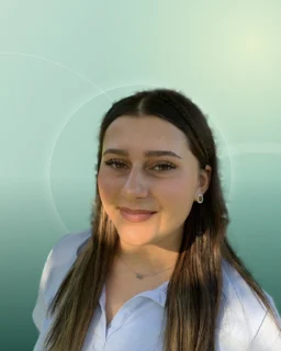 Profilfoto von Jamie aus Achim. Berufswunsch: Assistent/in – Controlling und Automobilkaufmann/-frau. Branche: Finanzen, Buchhaltung und Gastronomie, Hotellerie, Tourismus.
