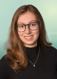 Profilfoto von Jana aus Idstein. Berufswunsch: Apotheker/in und Biologielaborant/in. Branche: Naturwissenschaften, Labor.