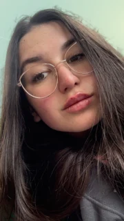 Profilfoto von Karina aus Memmingen. Berufswunsch: Abo-Verkäufer/in und Kassierer/in. Branche: Kundenservice.