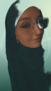 Profilfoto von Lysann aus Fürth. Berufswunsch: Callcenter Agent/in und Housekeeping. Branche: Gastronomie, Hotellerie, Tourismus.