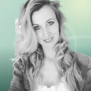 Profilfoto von Julia aus Aschersleben. Berufswunsch: Bürohelfer/in. Branche: Verwaltung, Öffentlicher Dienst und Beratung, Consulting.