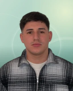 Profilfoto von Roberto aus Talheim. Berufswunsch: Industriekaufmann/-frau und Kaufmann/-frau – Spedition und Logistikdienstleistung. Branche: Kundenservice und Personalwesen, HR.