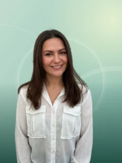Profilfoto von Cristina aus Bielefeld. Berufswunsch: Bürohelfer/in und Empfangsmitarbeiter/in. Branche: Kundenservice und Logistik, Transport, Verkehr.