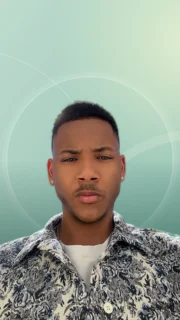 Profilfoto von Yaris aus Plattling. Berufswunsch: Außenhandelsassistent/in. Branche: Kundenservice.
